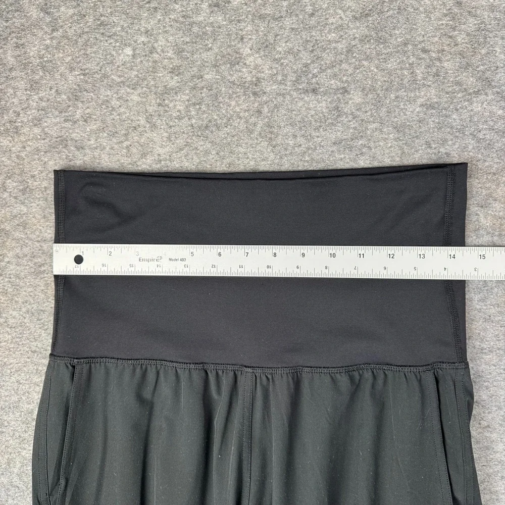 Lululemon Cropped Pants 26